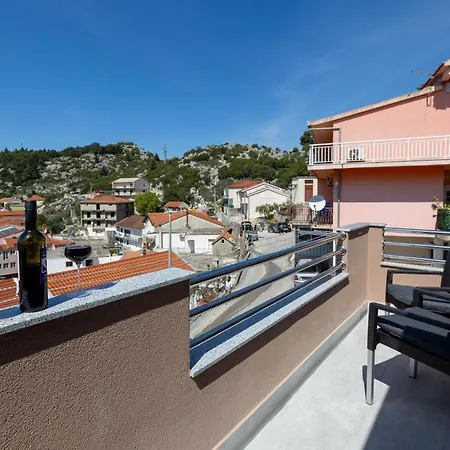 公寓 2 Bedroom Stunning In